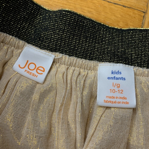 Super Cute Gold Sparkly Girls Dance Skirt Joe - Picture 3 of 6